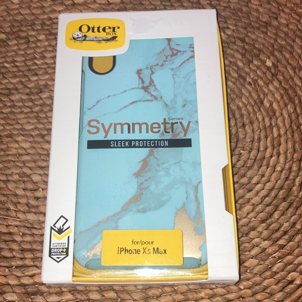 Otter-Box Case Symmetry Series